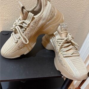 Steve Madden Glittery Beige Sneakers